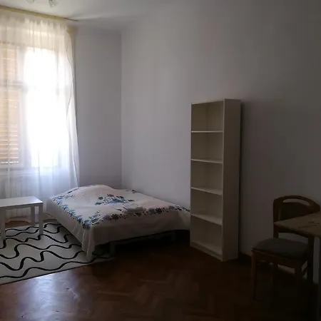 Ferdinand Apartment