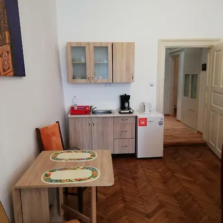 Ferdinand Apartment