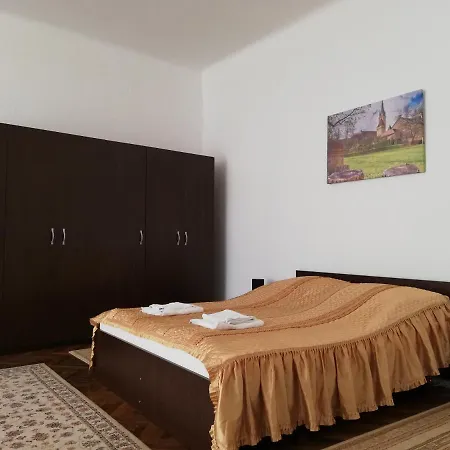 Ferdinand Apartment *